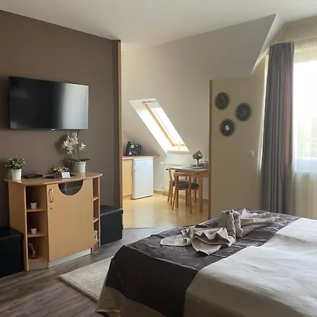Fiore Apartman**** Apartmanhotel *